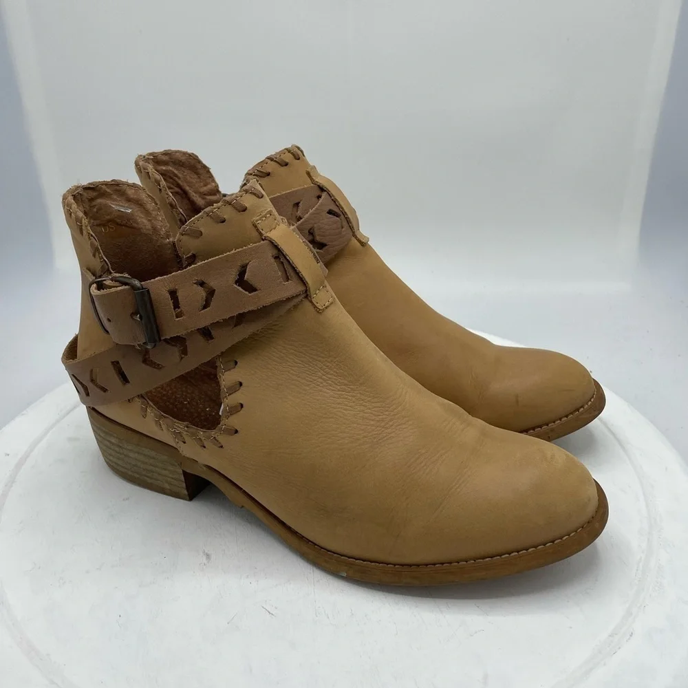 Musse & Cloud Shoes | Anthropologie Musse & Cloud Aina Leather Belt Booties
